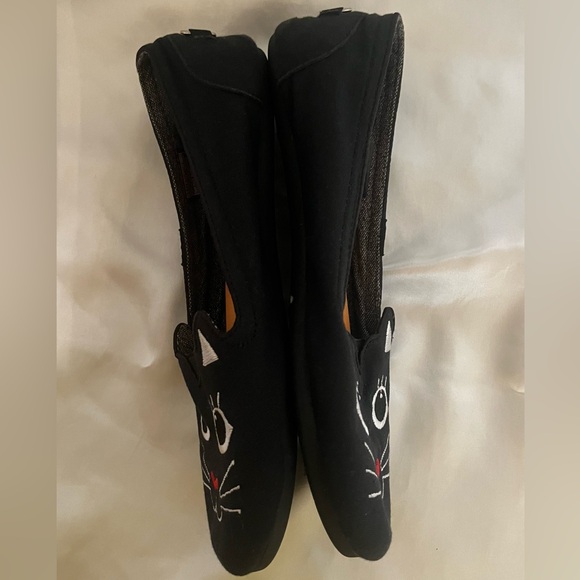 Cattitude Bobs for Cats Skechers flats - Picture 4 of 7